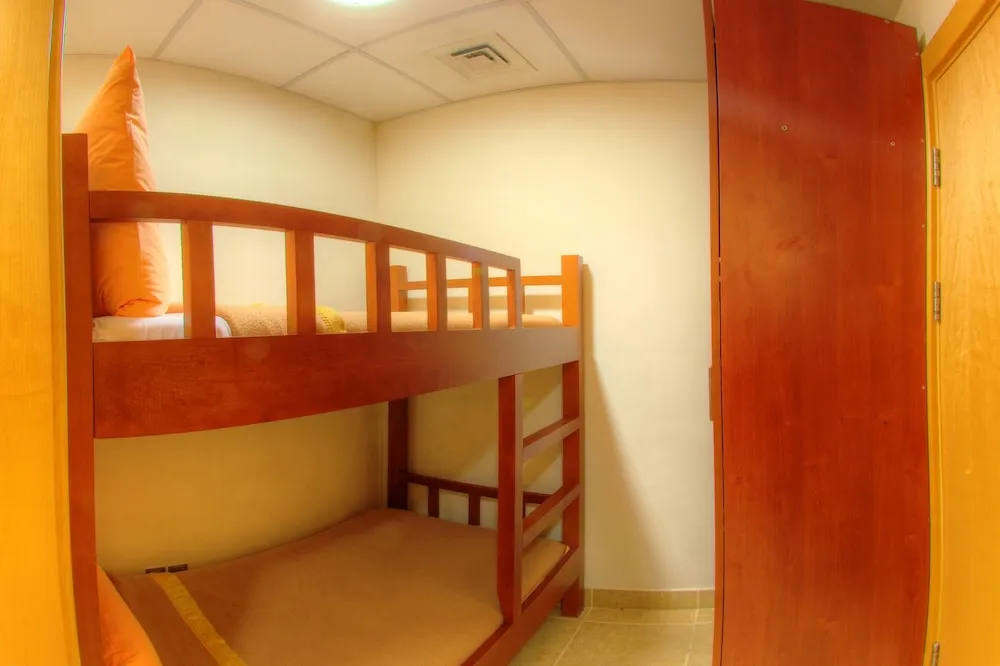 Apartment, 2 Bedrooms, Partial Sea View