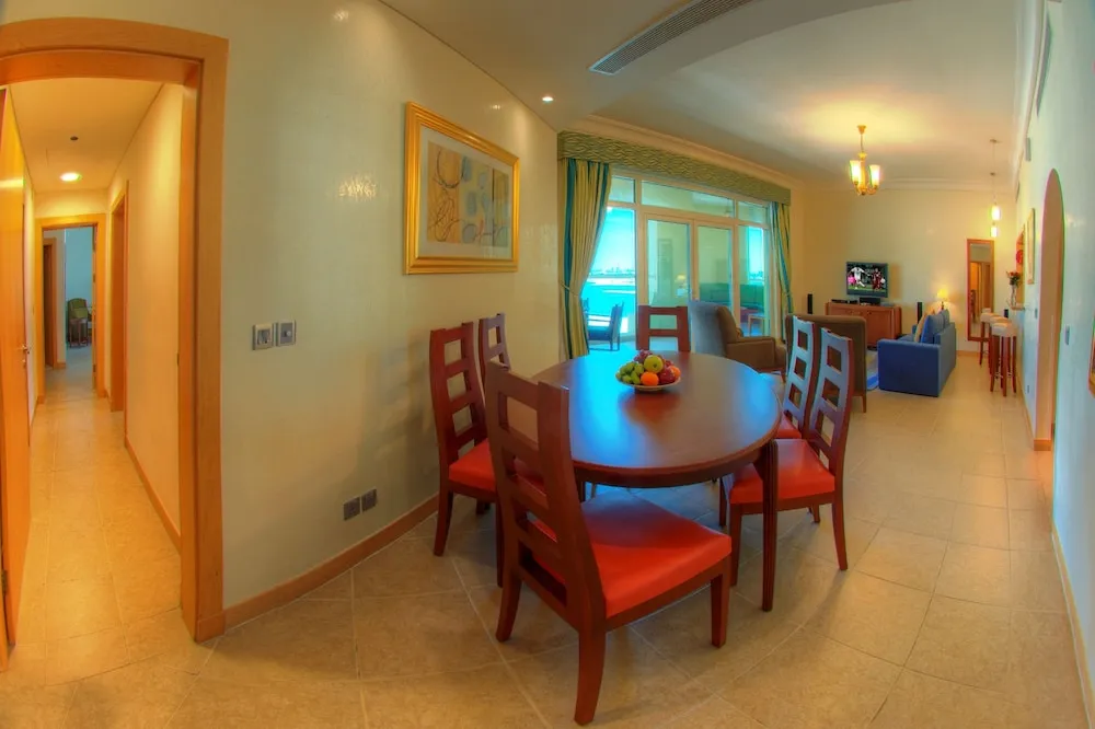 Apartment, 2 Bedrooms, Partial Sea View