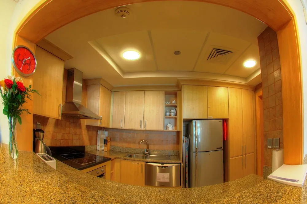 Apartment, 2 Bedrooms, Partial Sea View