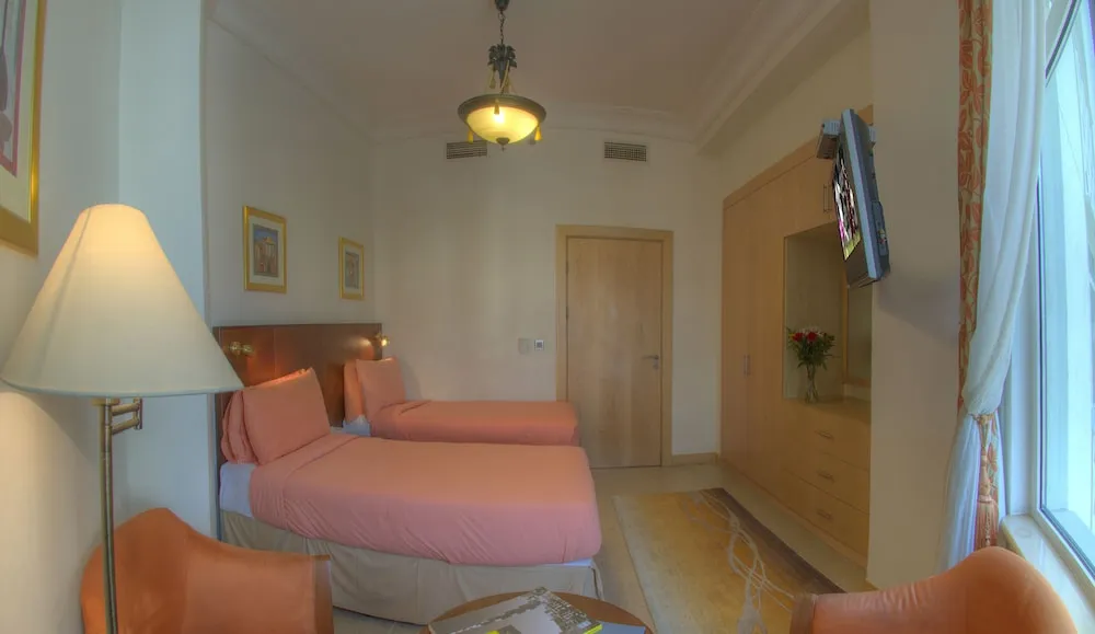 Two Bedroom Apartment Partial Sea View inclusive of 4 Beach Access