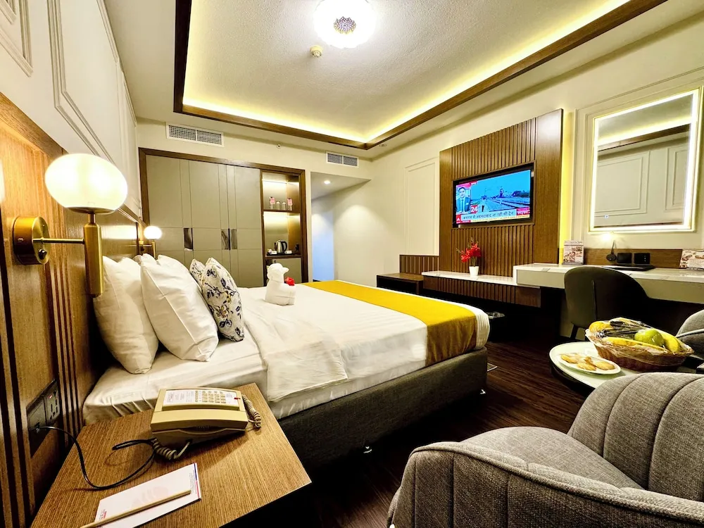 Deluxe Tek Büyük Yataklı Oda