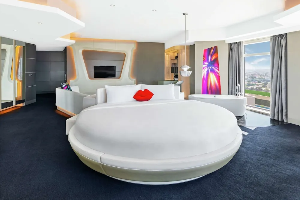 Luxury Süit (Round Bed Valor Suite)