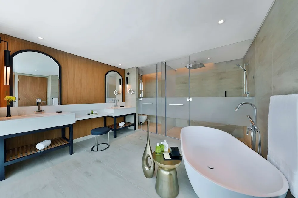 Premium Süit, 1 En Büyük (King) Boy Yatak (Bay Square Suite)