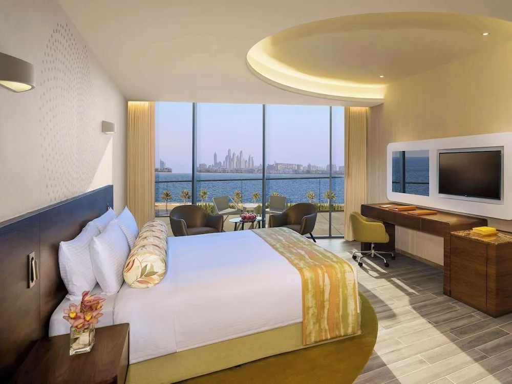 Deluxe Room with Balcony, Palm Sea View