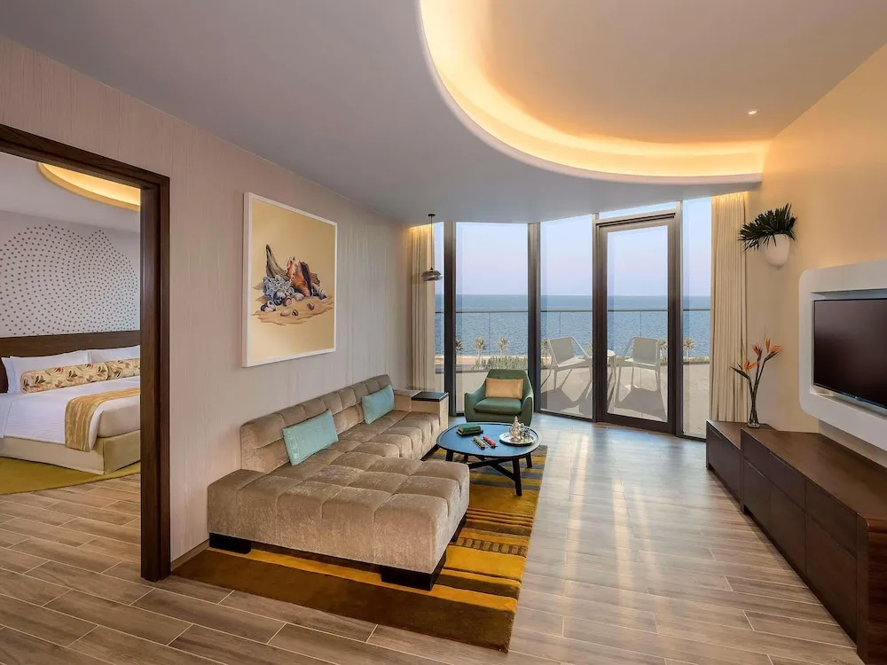 Premium Süit, 1 Yatak Odası, Balkon (Palm Sea View and Club Lounge Access)