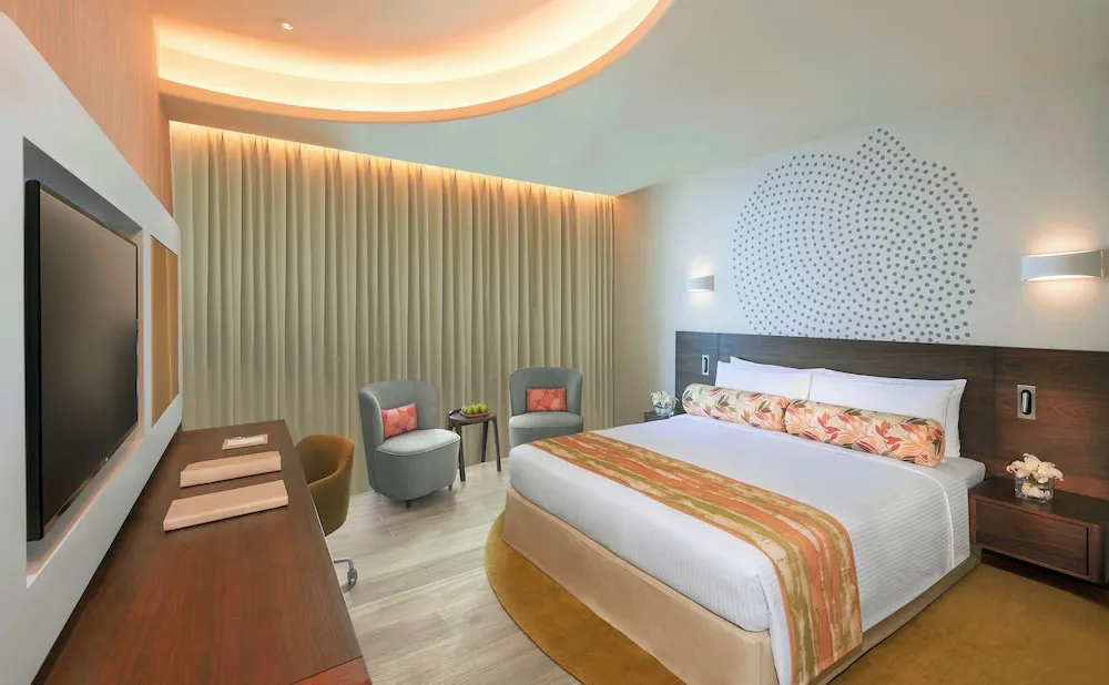 Deluxe Room with Balcony