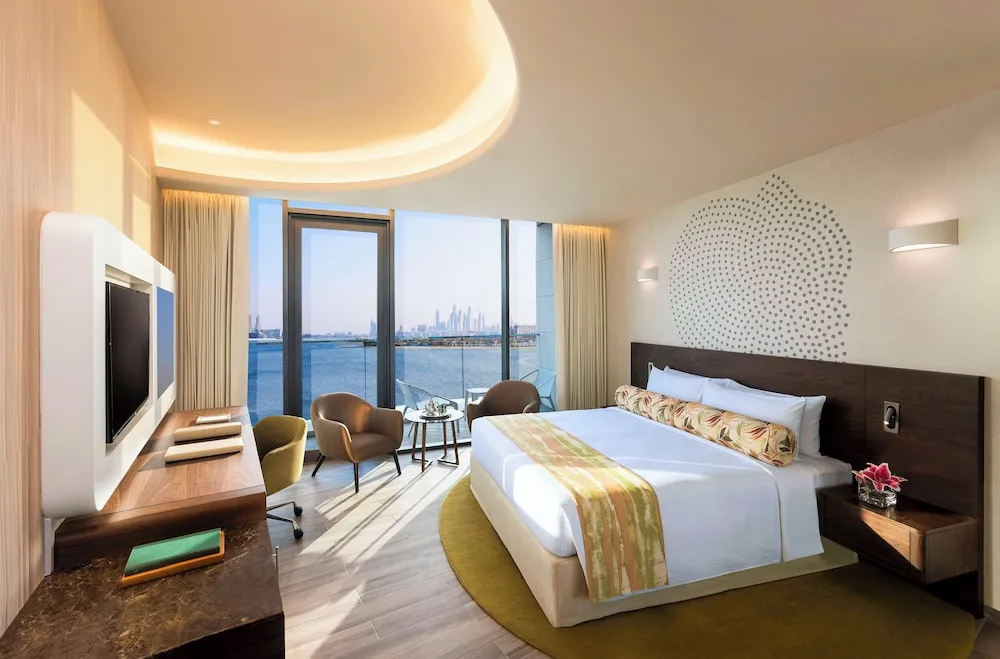 Premium Room with Balcony, Palm Sea View and Club Lounge Access