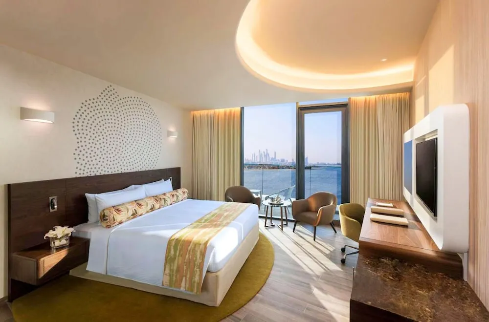 Premium Room with Balcony, Palm Sea View and Club Lounge Access