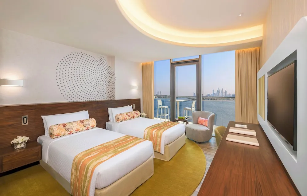 Premium Room with Balcony, Palm Sea View and Club Lounge Access