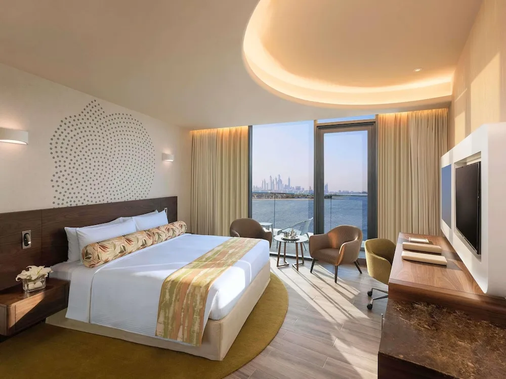 Premium Room with Balcony, Palm Sea View and Club Lounge Access