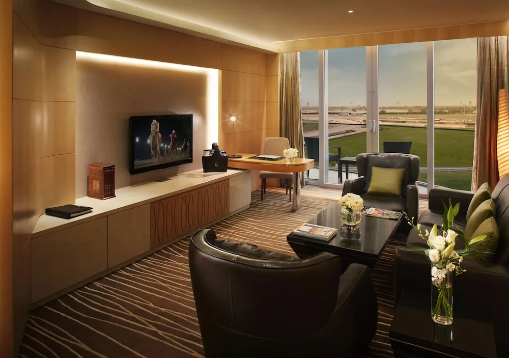 Panoramic Suite One Bed Room