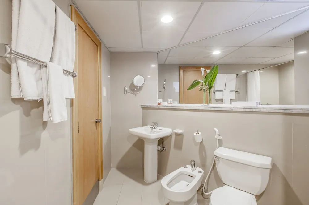 One Bedroom Apartment - Golden Sands 3