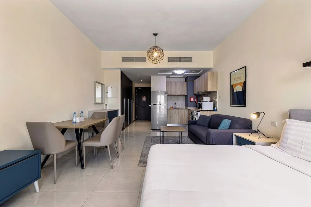 Deluxe Studio with Kitchen and Balcony