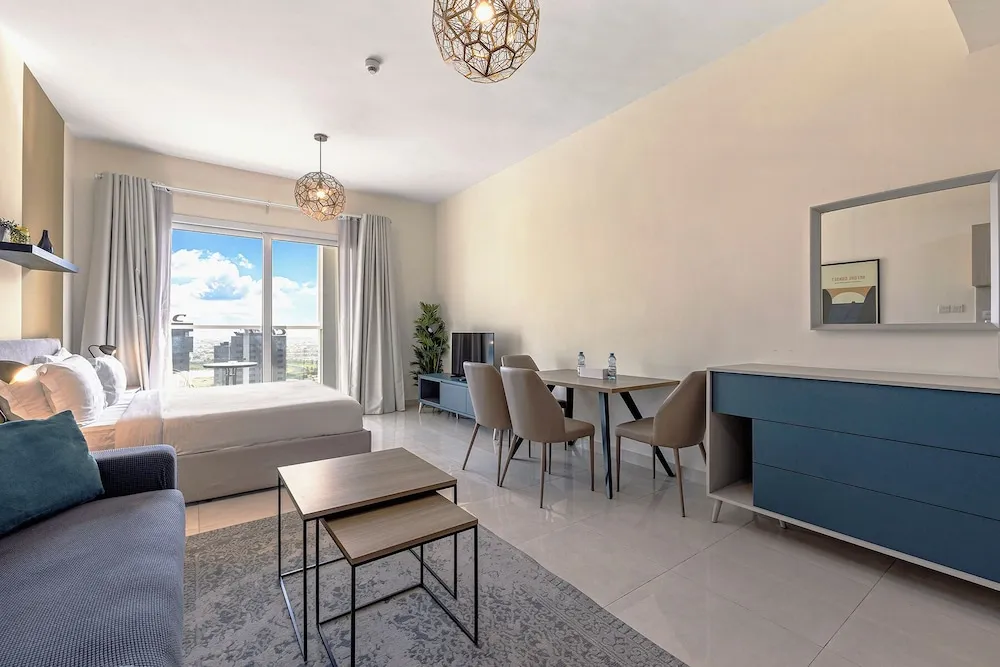 Deluxe Studio with Kitchen and Balcony