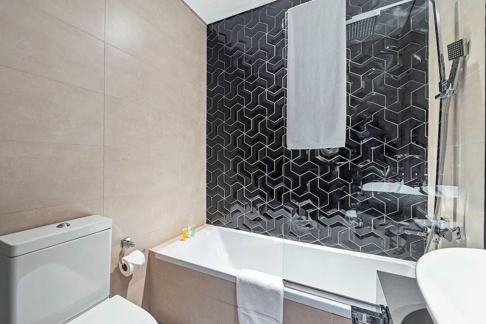 Deluxe Studio with Kitchen and Balcony