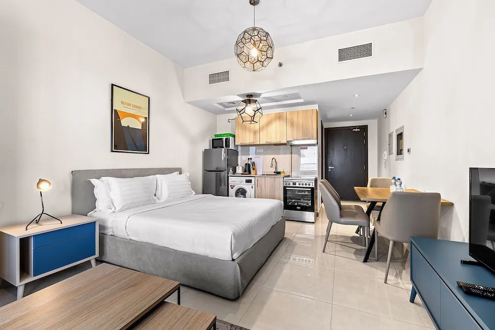 Studio with Kitchen & Balcony
