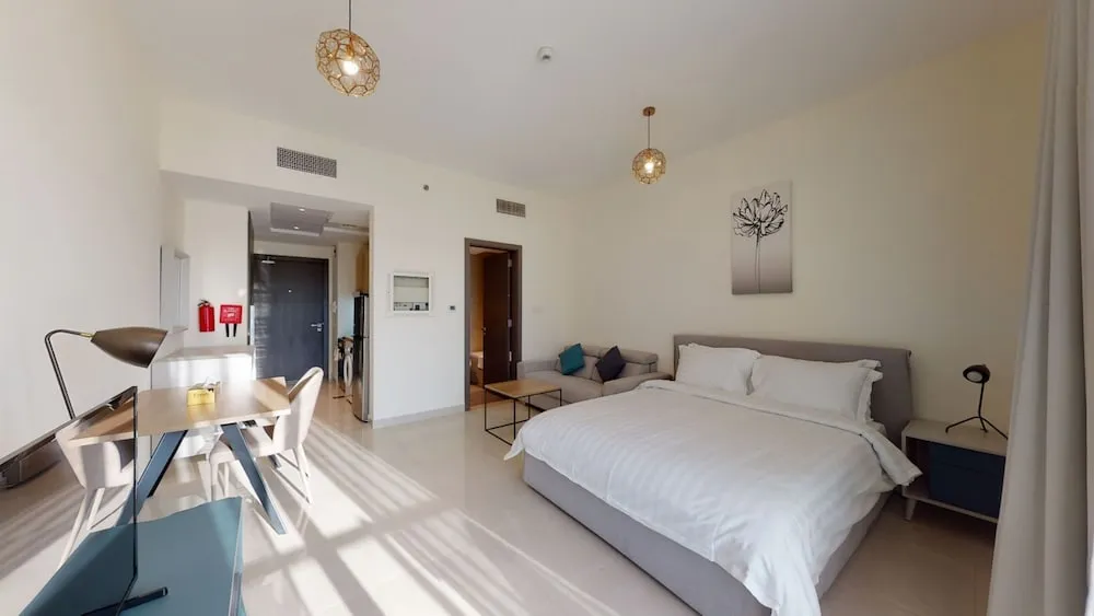 Studio with Kitchen & Balcony