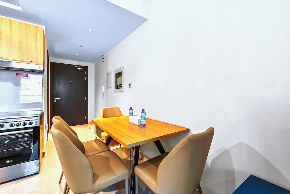 Studio with Kitchen & Balcony