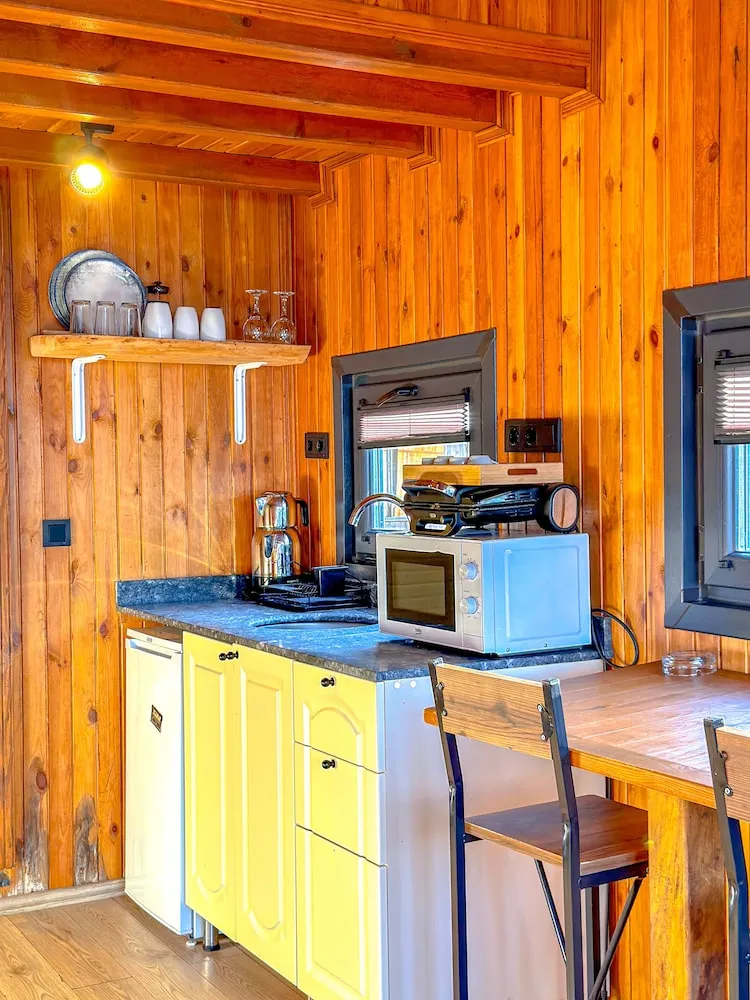 Deluxe Bungalov, Göl Manzaralı