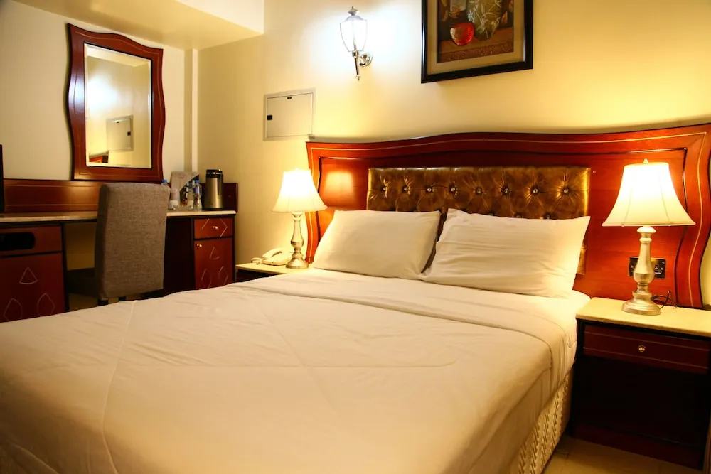 Tek Büyük Yataklı Oda