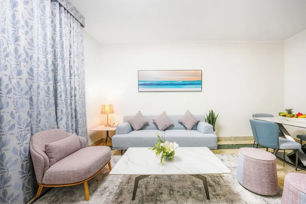 Club Süit, 1 En Büyük (King) Boy Yatak