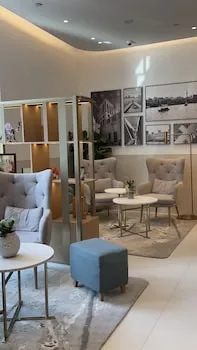 Residence Inn by Marriott Sheikh Zayed Road