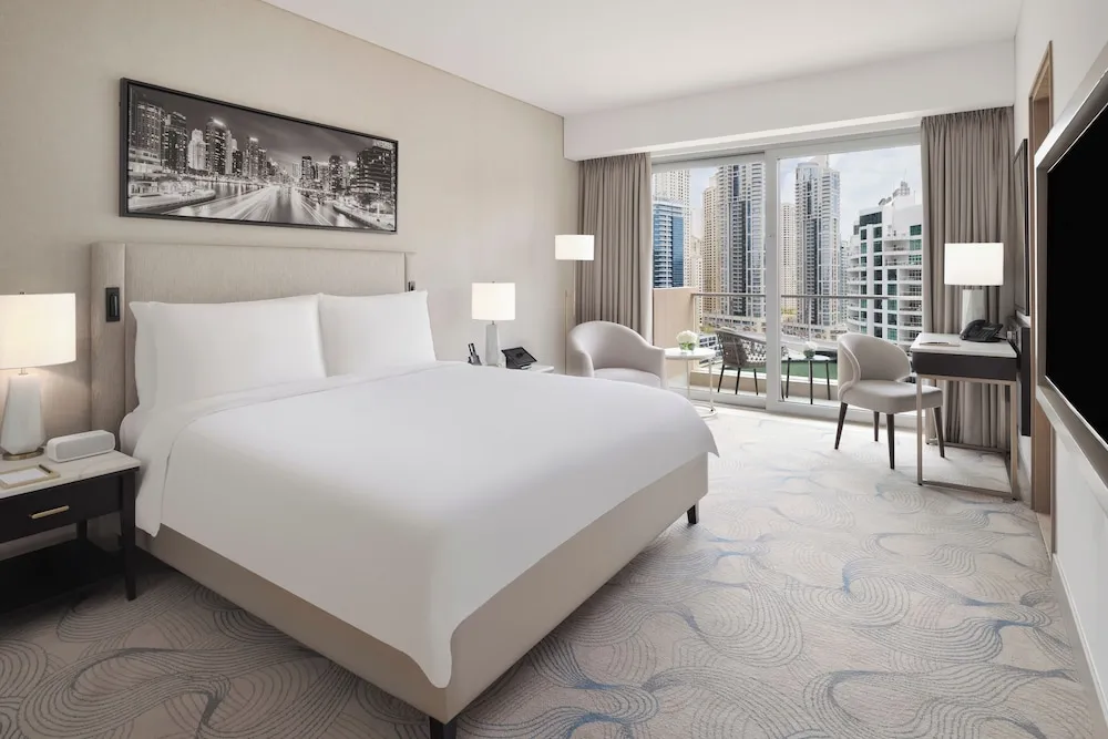 Deluxe Oda, 1 En Büyük (King) Boy Yatak, Balkon, Marina Manzaralı