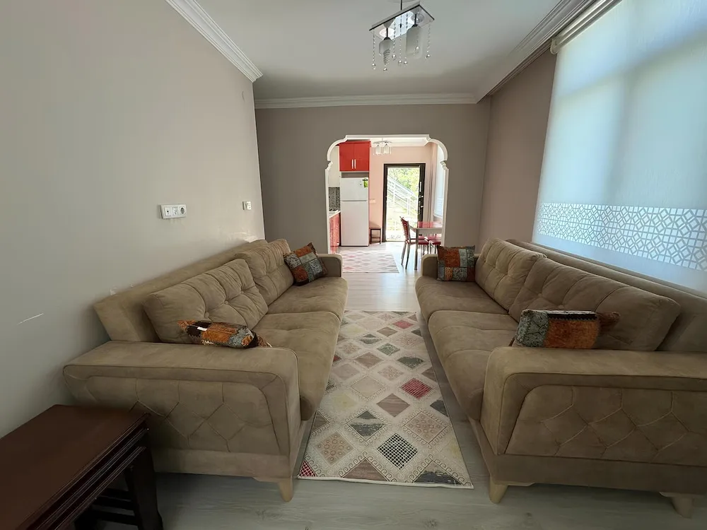 Apart Daire, Balkon, Bahçe Manzaralı
