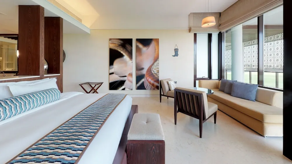Palm Suite