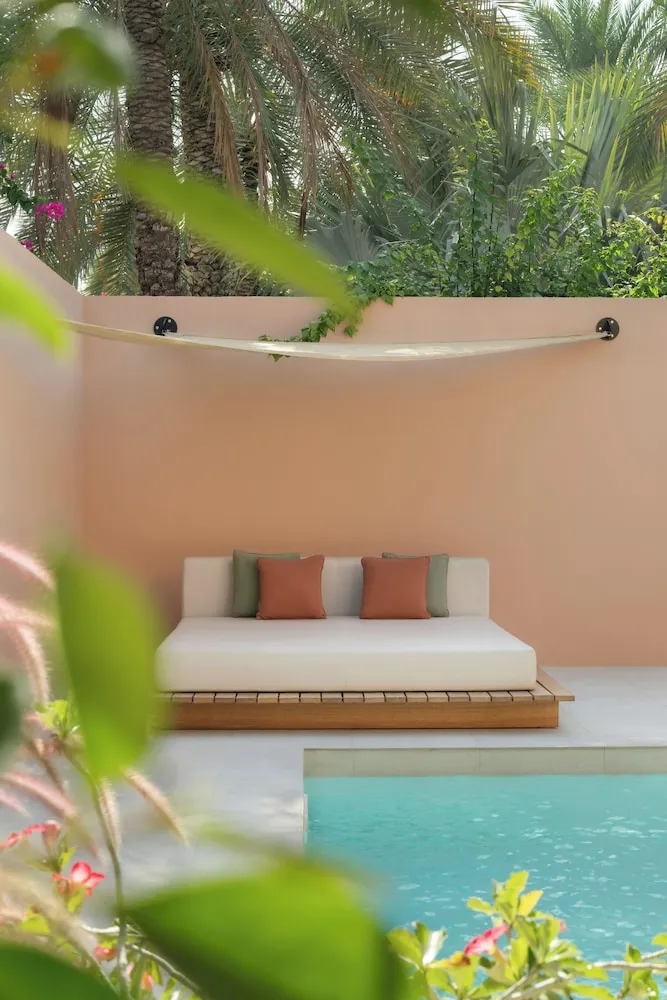 Al Waha Family Villa with Private Pool