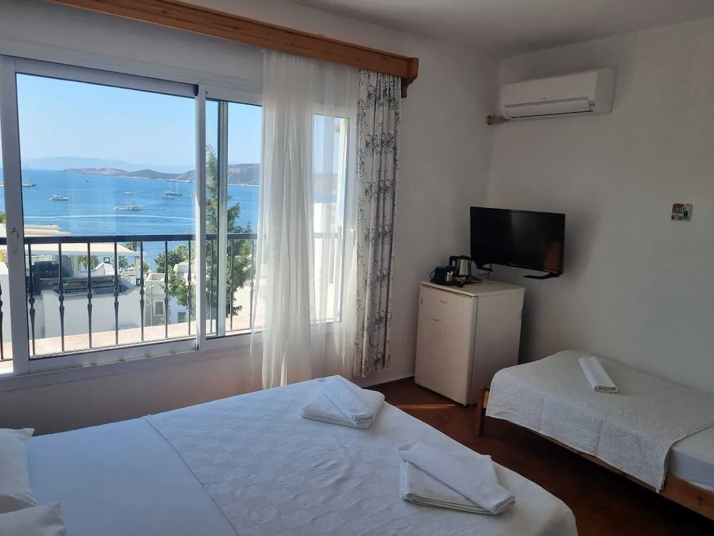 Comfort Üç Kişilik Oda, Sigara İçilebilir, Deniz Manzaralı