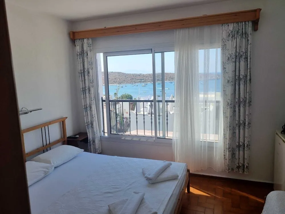 Comfort Üç Kişilik Oda, Sigara İçilebilir, Deniz Manzaralı