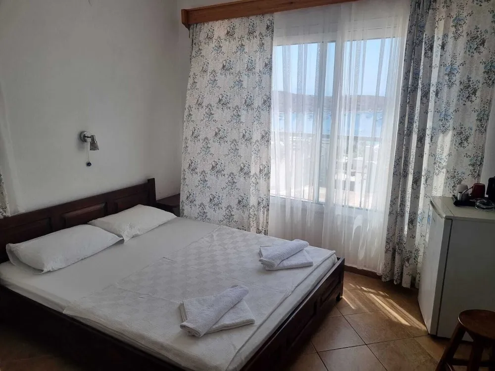 Tek Büyük Yataklı Oda, Deniz Manzaralı