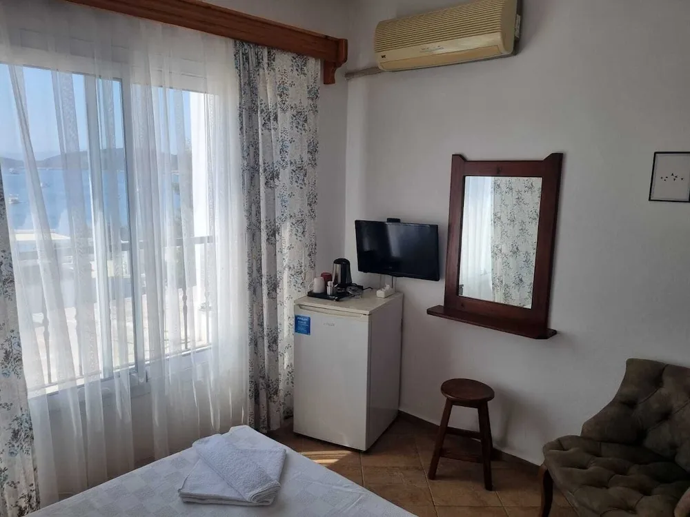 Tek Büyük Yataklı Oda, Deniz Manzaralı