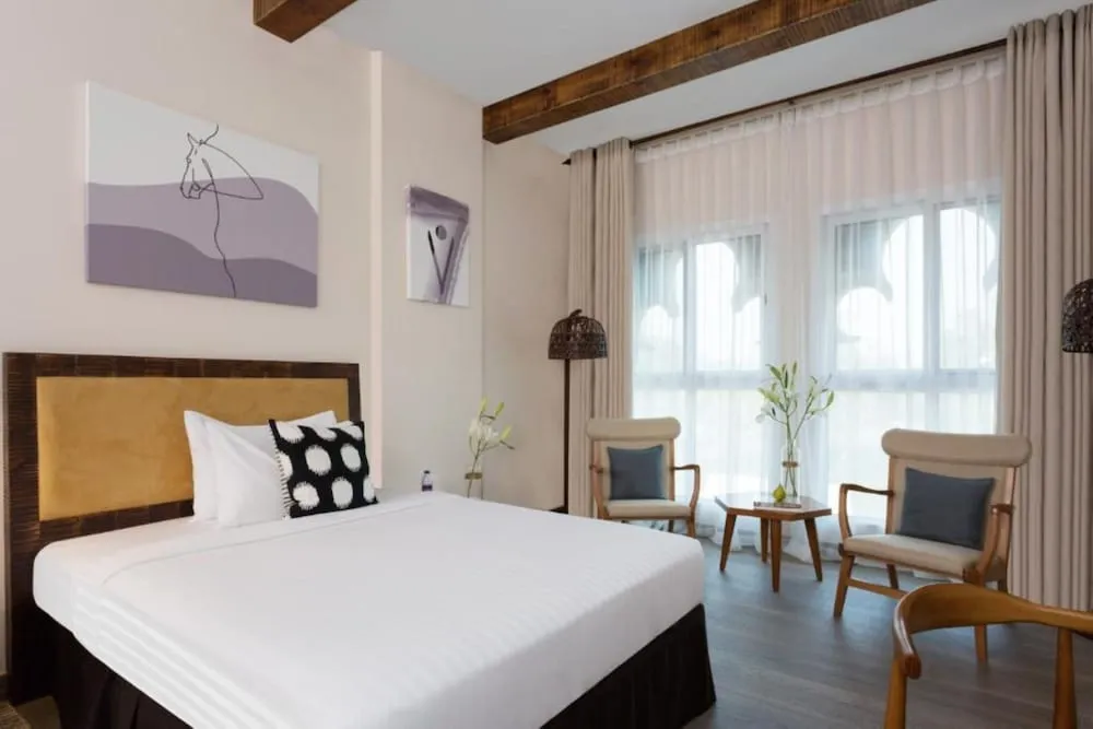 Gallery Tek Büyük Yataklı Oda, 1 Büyük (Queen) Boy Yatak