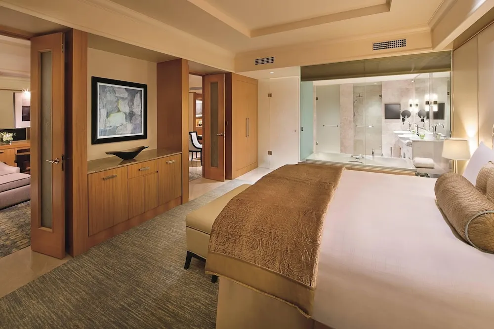 Club Süit, 1 En Büyük (King) Boy Yatak, Balkon