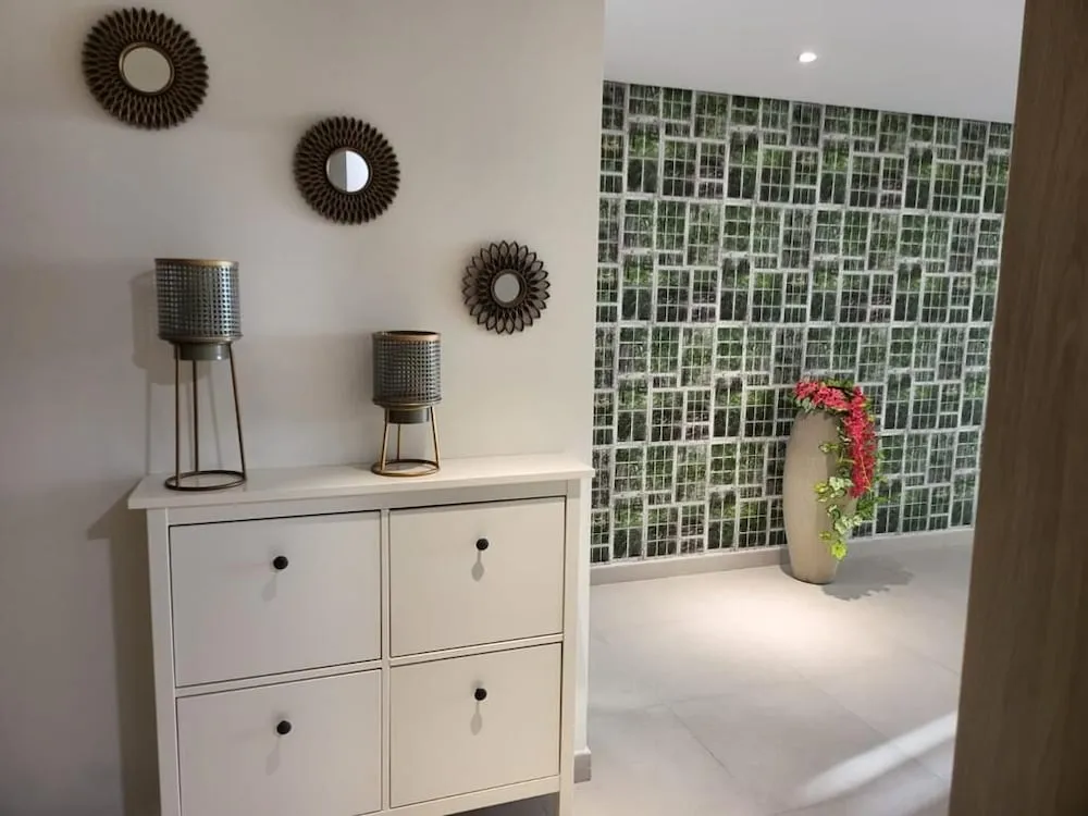 411 Furnished Apartment