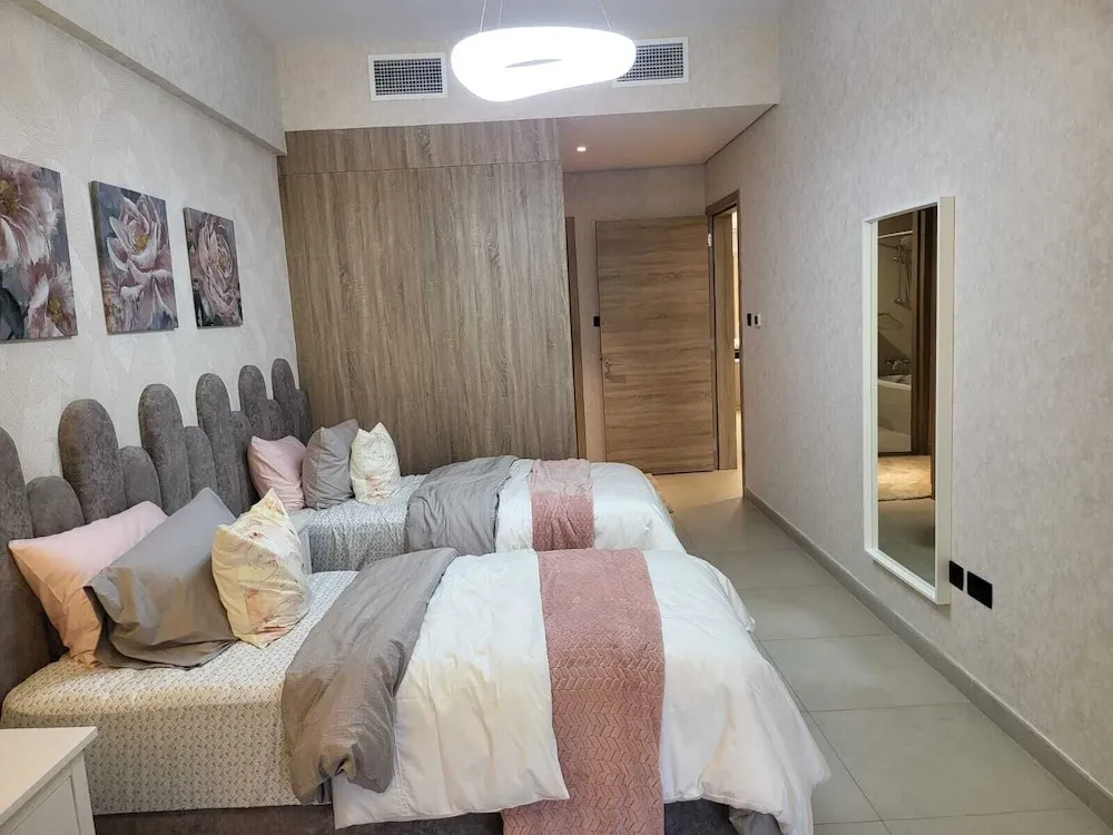 Luxurious 5BHK Duplex Suite