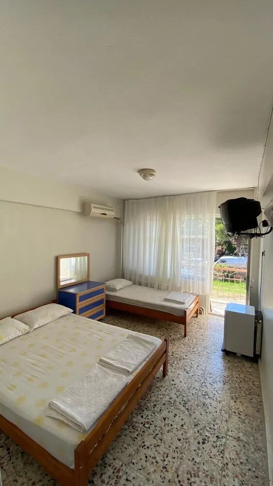Basic Oda, 3 Tek Kişilik Yatak, Sigara İçilmez