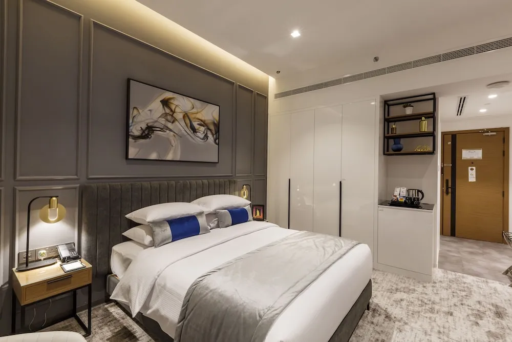 Executive Interconnecting Room