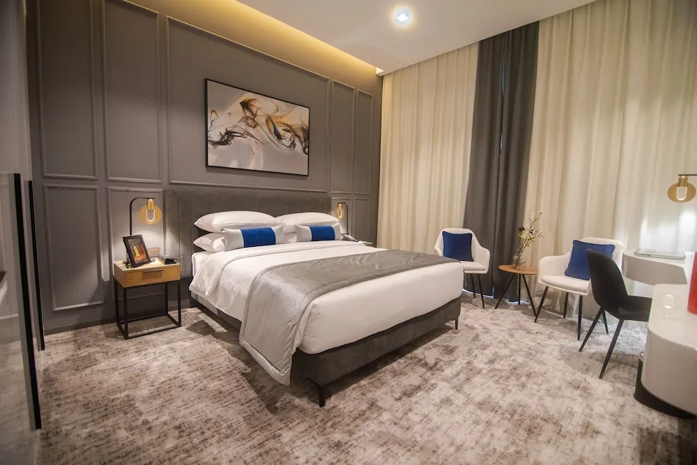 Executive Interconnecting Room