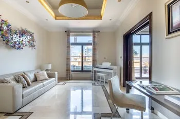 Premium Sky-high 3BR Penthouse in Fairmont North Residence