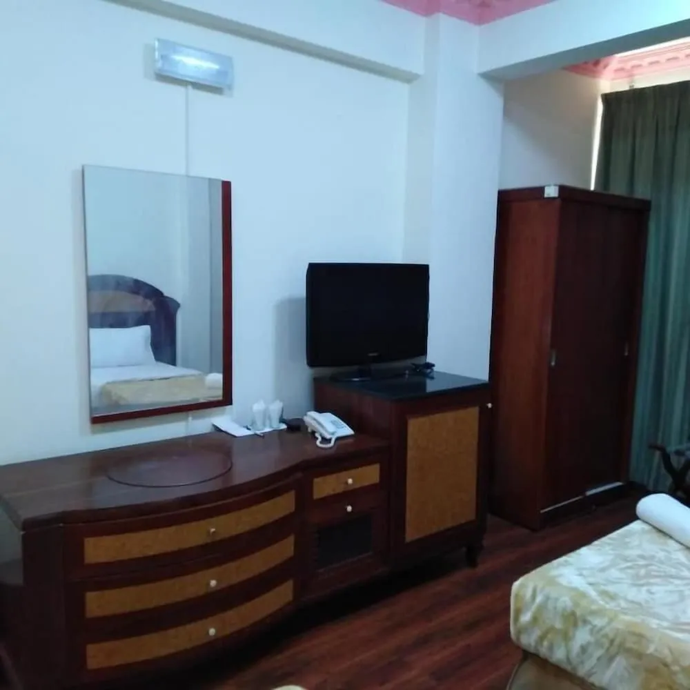 Deluxe Üç Kişilik Oda