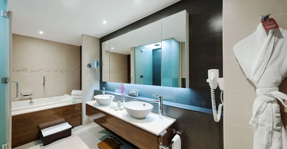 Panoramic two bed room suite