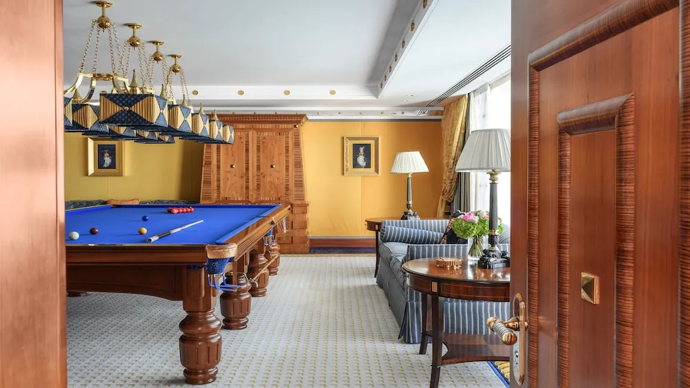 Club Suite - Sea View with Butler Service (Duplex Suite - 1083 ft²)