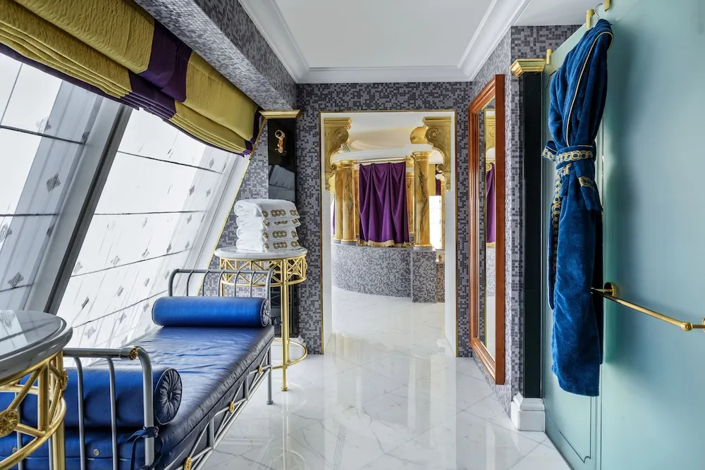 Presidential Two Bedroom Suite - Sea View with Butler Service (Duplex Suite - 7180 ft²)