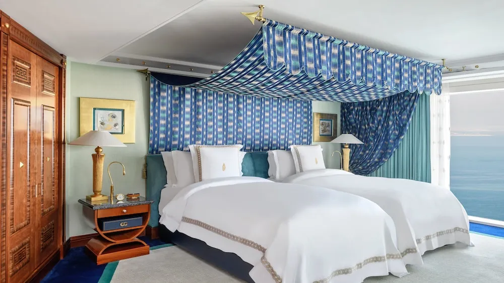 Burj Two Bedroom Family Suite - Sea View with Butler Service (Duplex Suite - 1099 ft²)