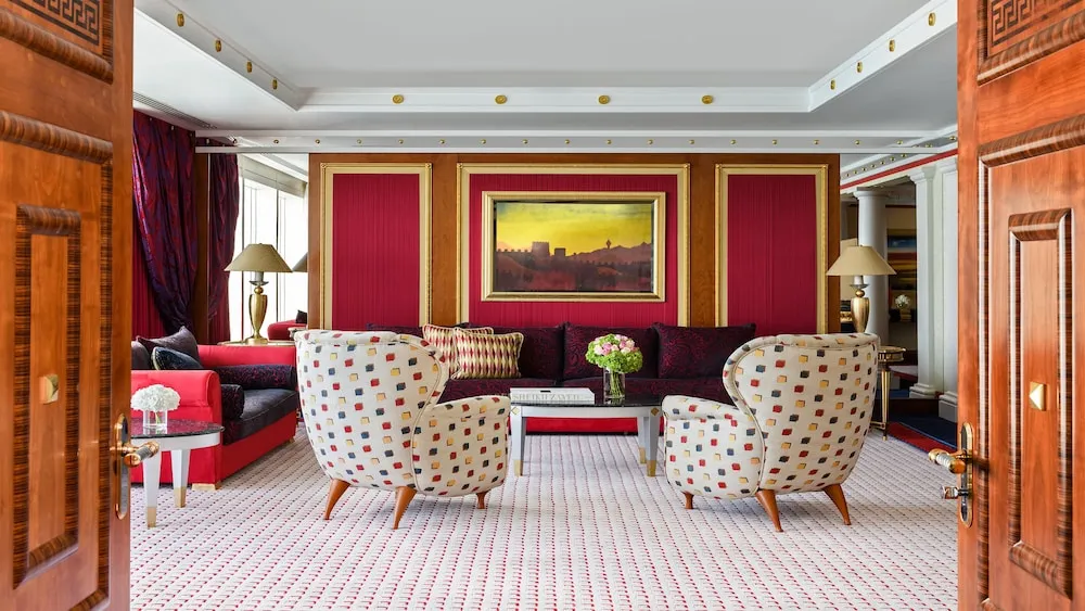 Burj Two Bedroom Family Suite - Sea View with Butler Service (Duplex Suite - 1099 ft²)