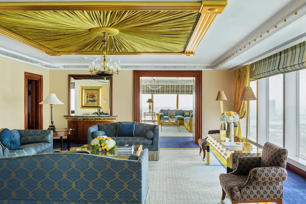 Burj Three Bedroom Family Suite - Sea View with Butler Service (Duplex Suite - 2198 ft²)