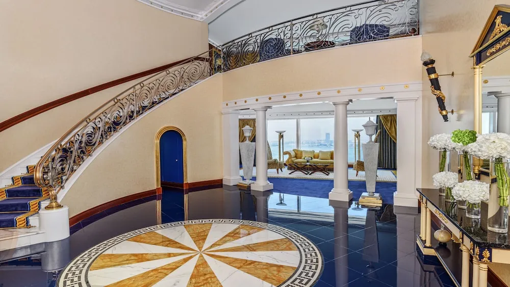 Burj Three Bedroom Family Suite - Sea View with Butler Service (Duplex Suite - 2198 ft²)